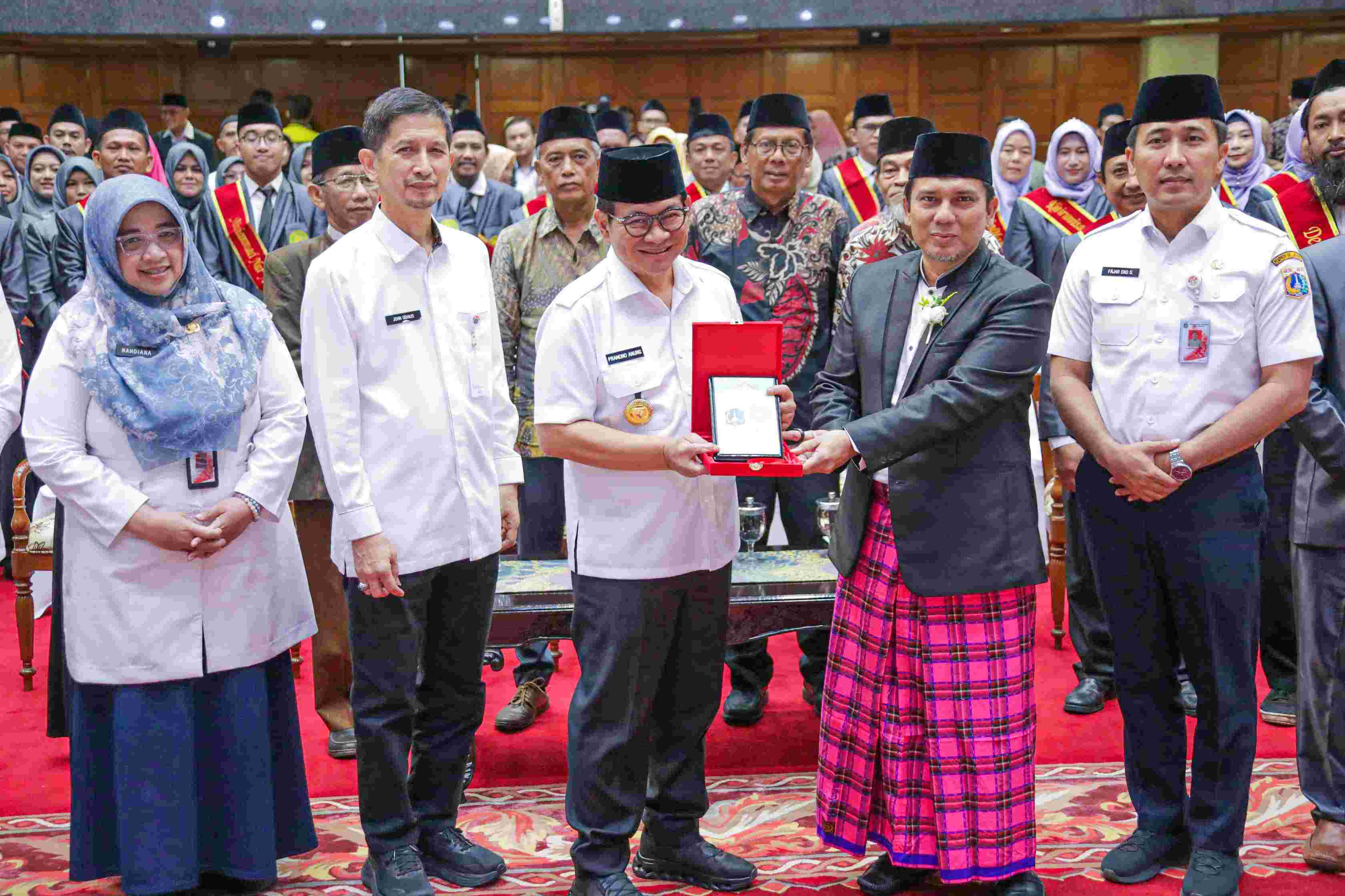 Gubernur Pramono Anung Hadiri Wisuda PKM KODI, Dorong Dakwah Islam yang Menyejukkan