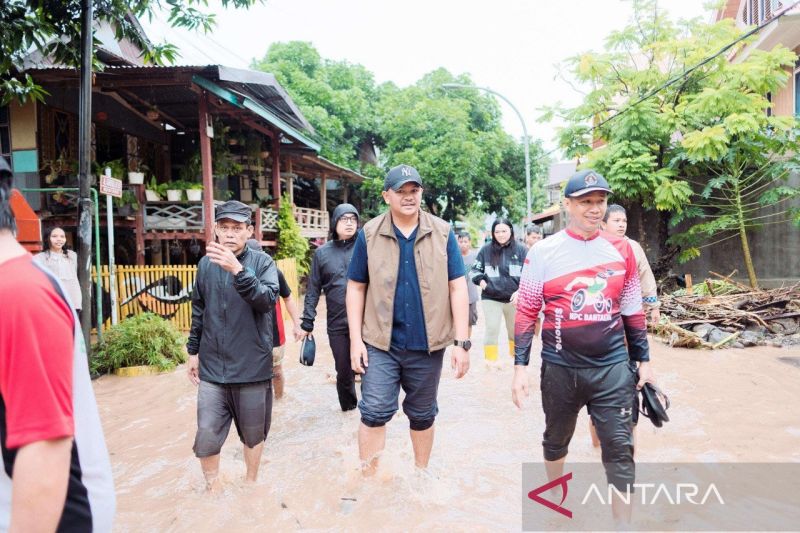 Penanganan Banjir Cepat, Bupati Bulukumba Beri Penghargaan kepada Tim