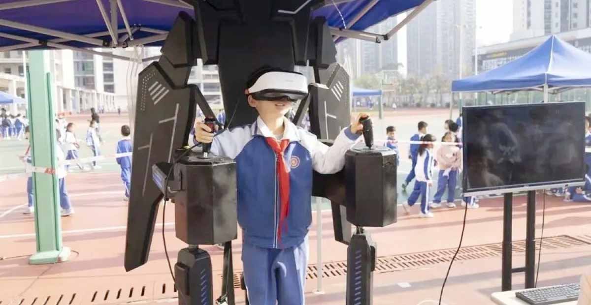 Tiongkok Luncurkan Program Sarjana Pertama untuk Pendidikan AI