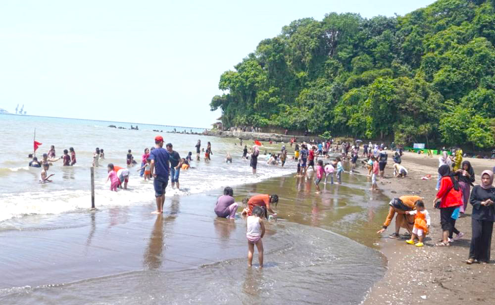 Pemkab Batang Menata Kawasan Wisata Pantai Sigandu