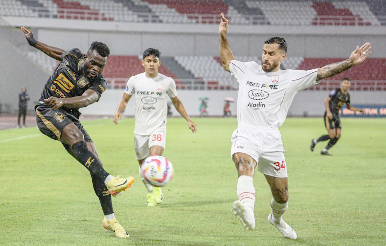 Persis Solo Perpanjang Kontrak Jordy Tutuarima