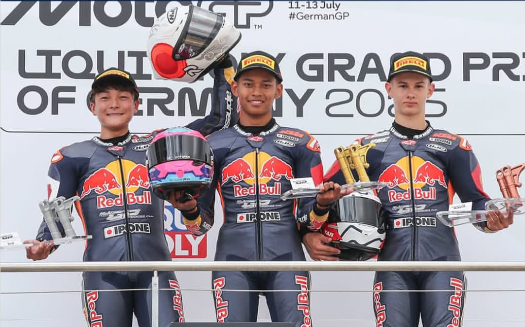 Dari Gunung Kidul ke Sachsenring: Veda Ega Juara, Indonesia Raya Menggema di Jerman!