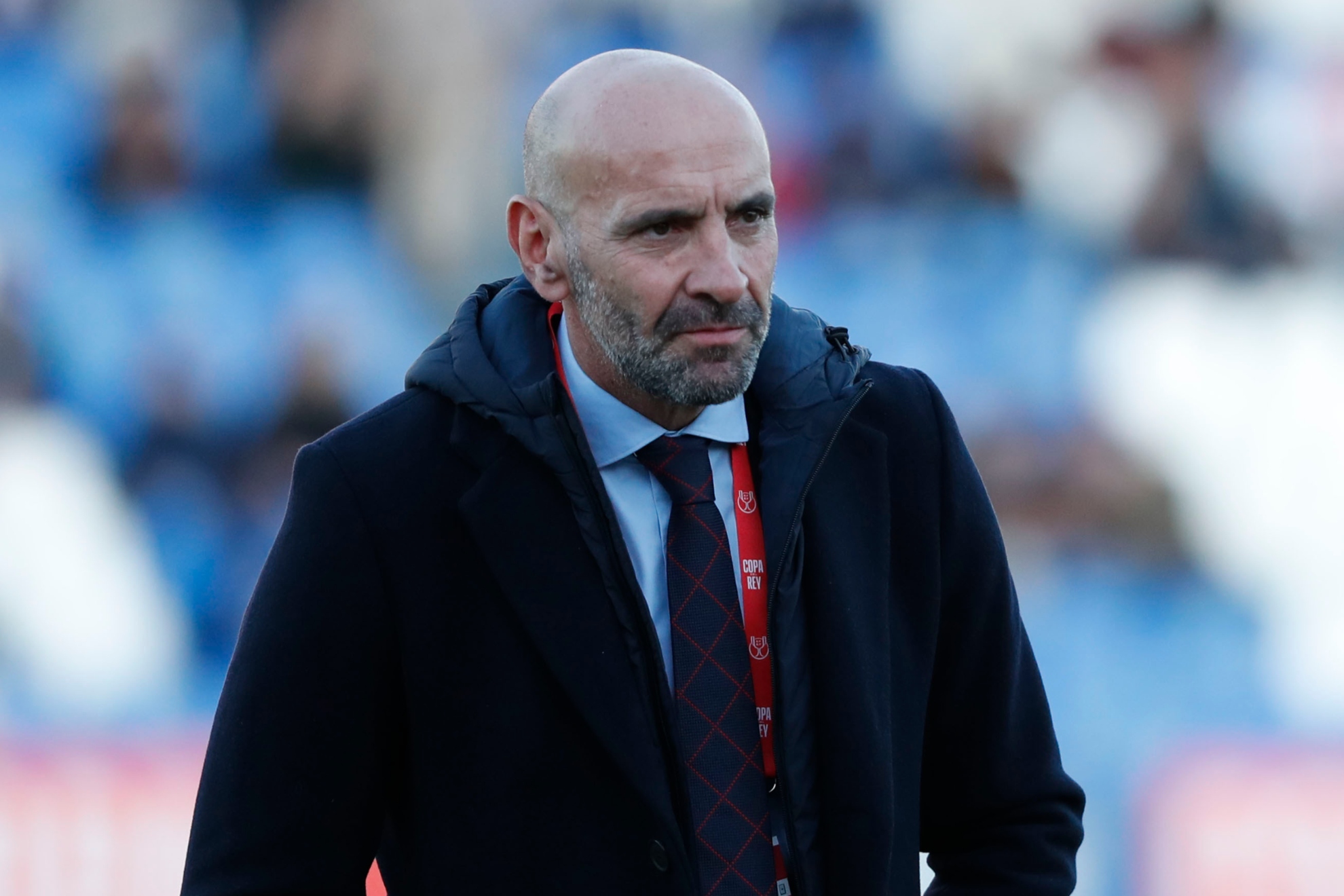 Aston Villa Ubah Strategi Transfer: Gagal Gaet Bek Sevilla, Fokus ke Talenta Muda