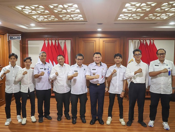 Wali Kota Daulat Ketua RT dan RW Gen Z di Jakut Jadi Duta Antinarkoba