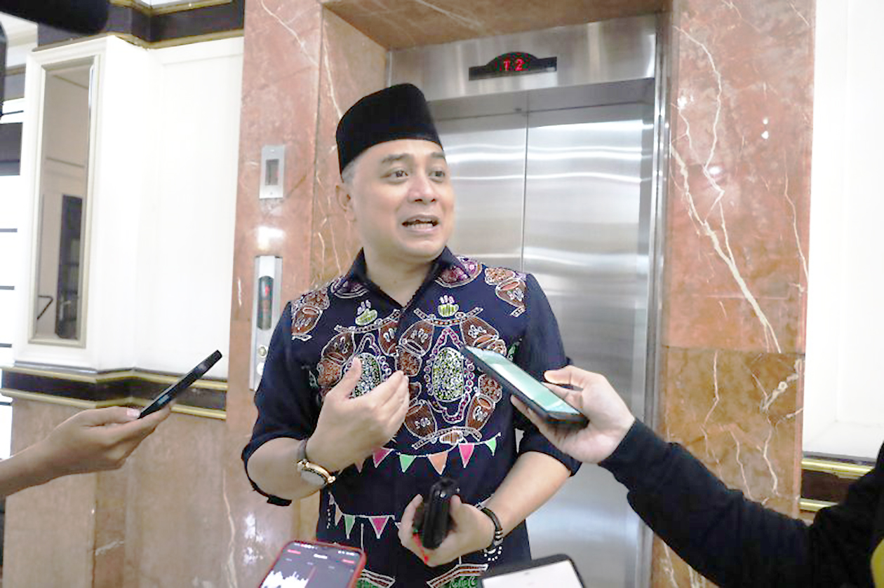 Pemkot Dukung Taksi Listrik Beroperasi di Surabaya
