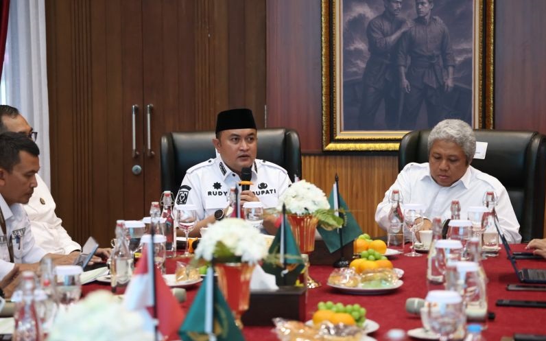 Pemkab Bogor Genjot Pelestarian Hutan Gunung Sanggabuana dan Puncak