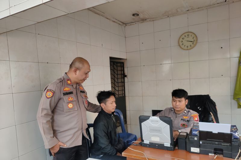Polsek Tambora Sediakan Posko Bantuan Korban Kebakaran