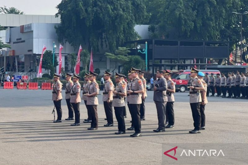 Irjen Pol Karyoto Pimpin Sertijab Pejabat Utama dan Kapolres di Polda Metro Jaya