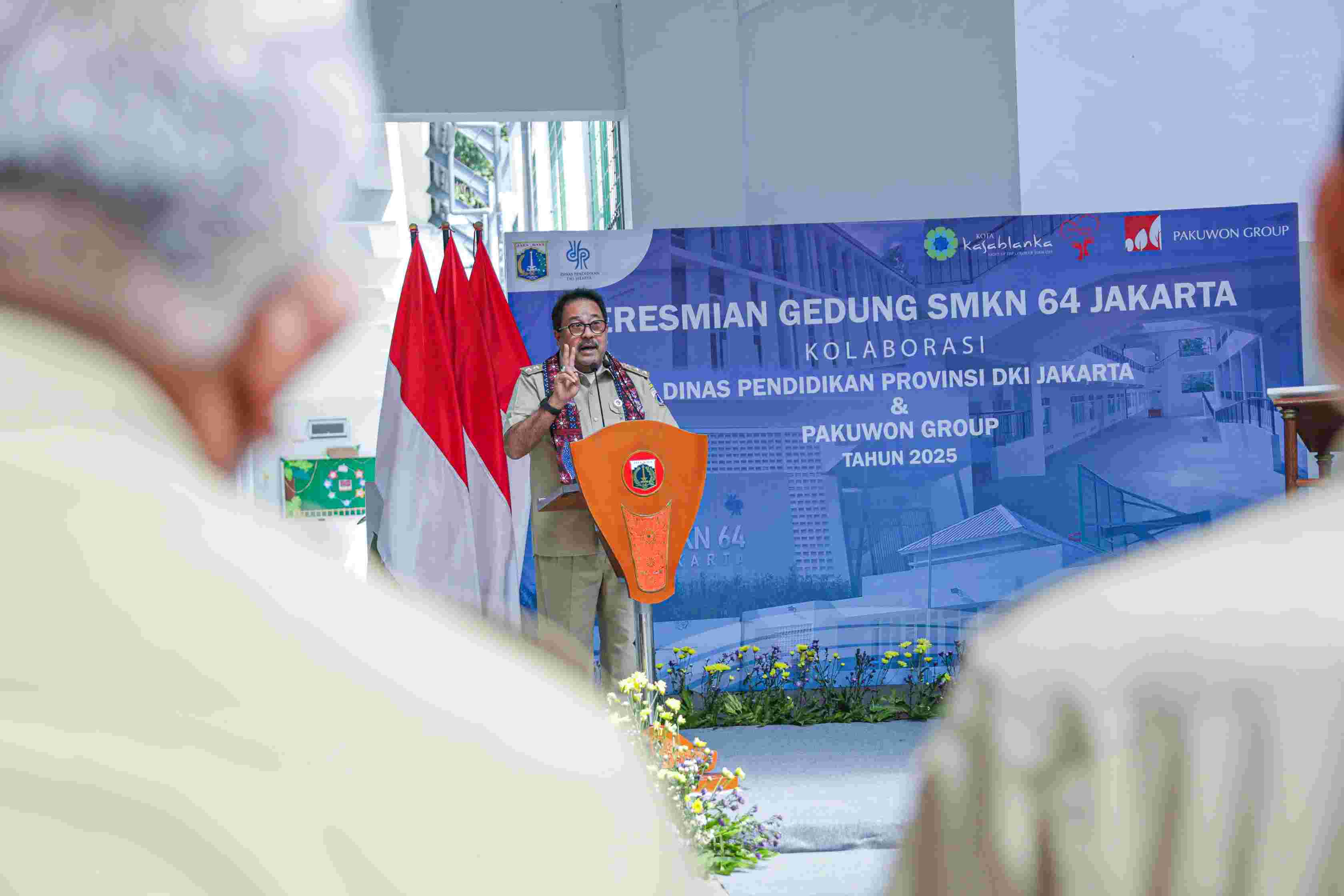 Wagub Rano Resmikan Revitalisasi SMKN 64 Jakarta Timur  