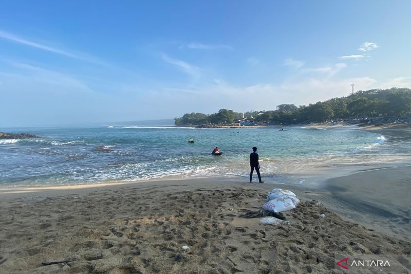Disparbud Garut Benahi Sistem Pengamanan Destinasi Wisata Pantai