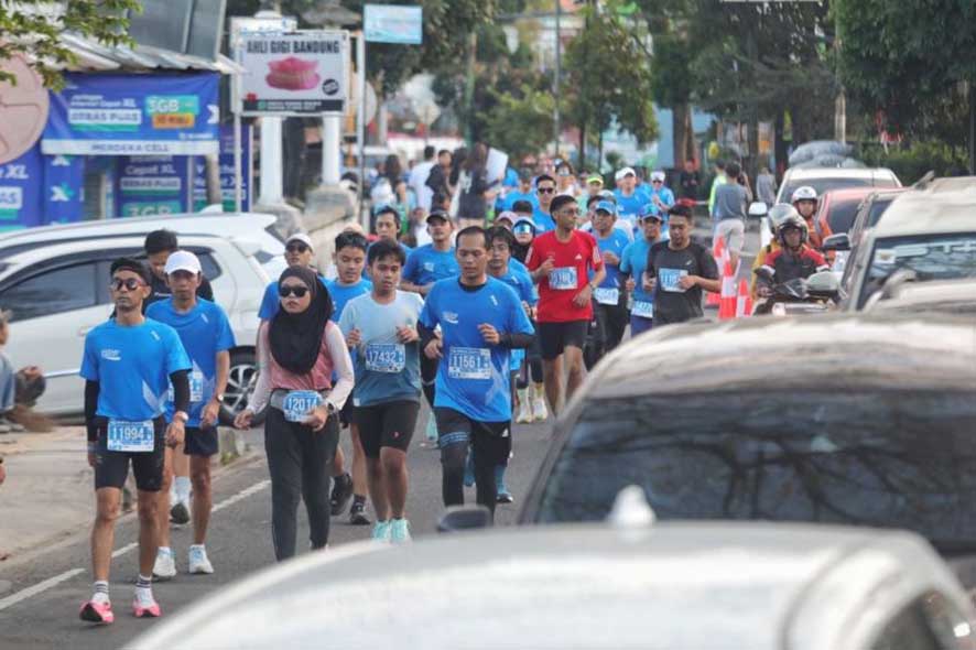 Pemberian Sanksi kepada Dua Komunitas Pelari yang Membagikan Bir Gratis