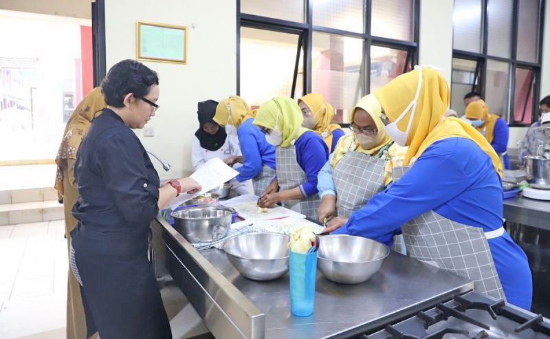 Pelatihan Pengusaha Restoran dan Kafe