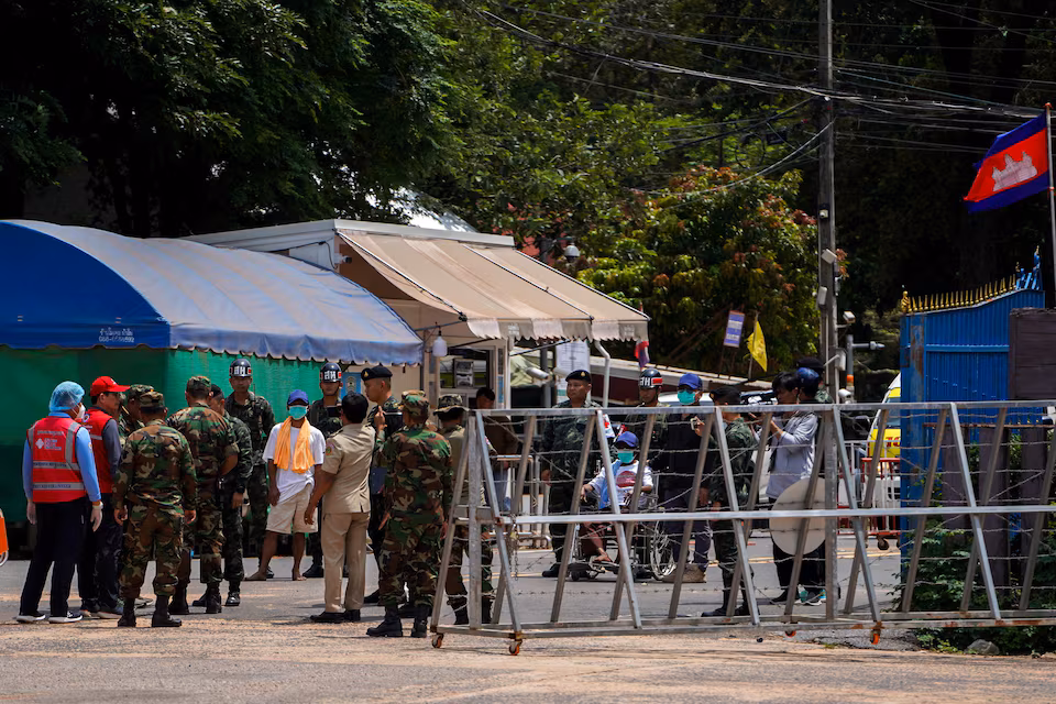 Thailand Pulangkan Dua Tentara Kamboja Jelang Pertemuan Gencatan Senjata di Malaysia
