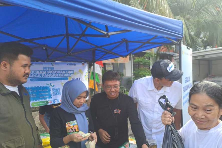 Gelaran Gerakan Pangan Murah Bulog  di 19 Rusunawa