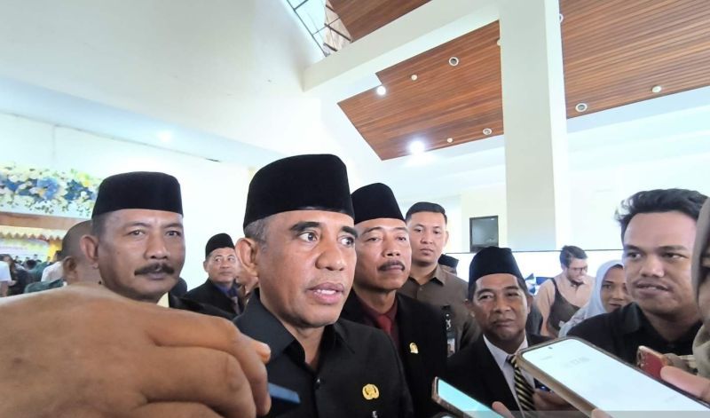 Gubernur Sulteng Upayakan Bandara Mutiara SIS Al-Jufri Berstatus Internasional