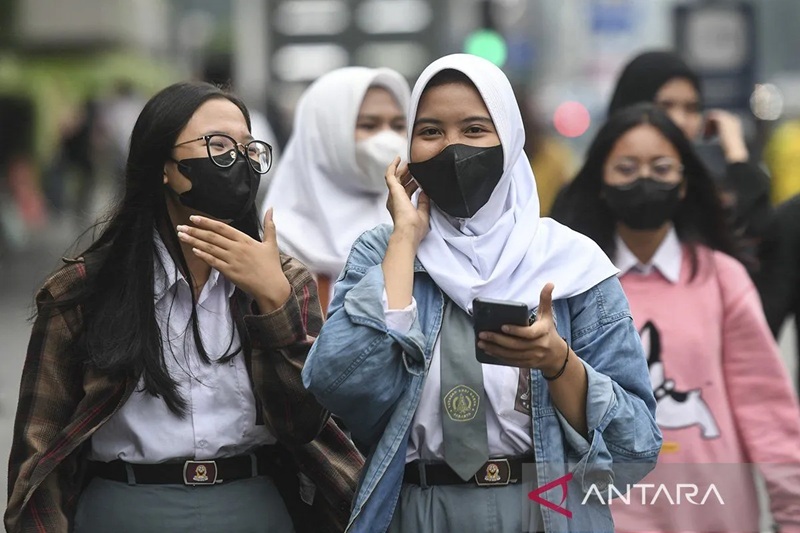 Pakai Masker! Meski Kualitas Udara Jakarta Minggu Pagi Kategori Sedang