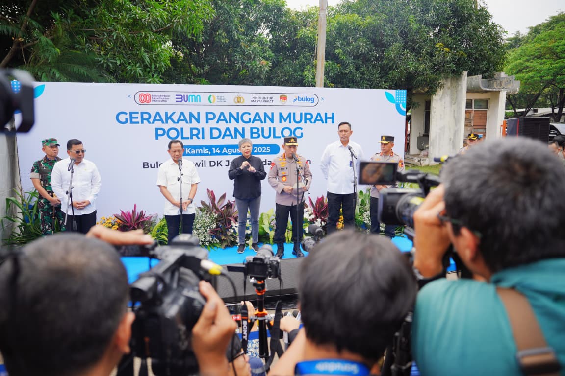 Kapolri Hadiri Kick Off GPM Serentak, 2.424 Ton Beras SPHP Disalurkan ke Masyarakat