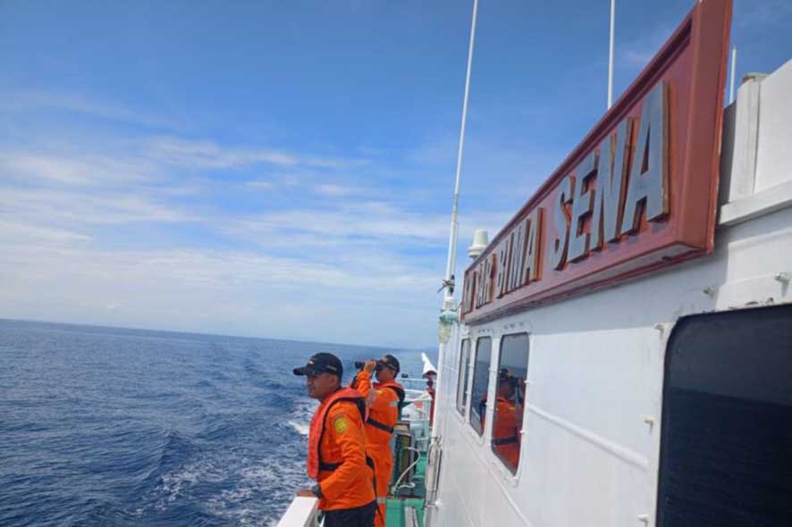 Pengerahan KN Bima Sena dalam Mencari Nelayan yang Terjatuh Saat Memancing