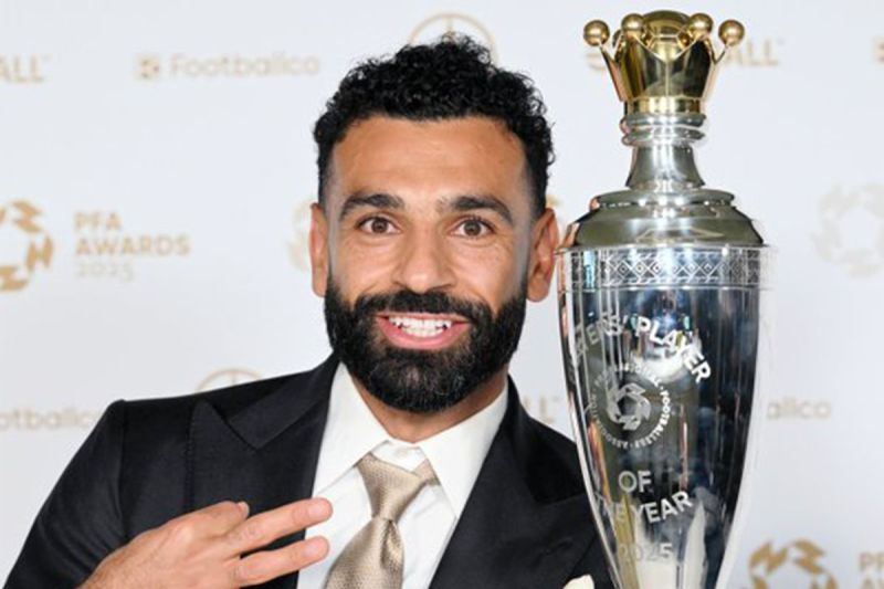 Mohamed Salah Jadi Pemain Pertama yang Mampu Raih Tiga Gelar PFA Player of The Year 