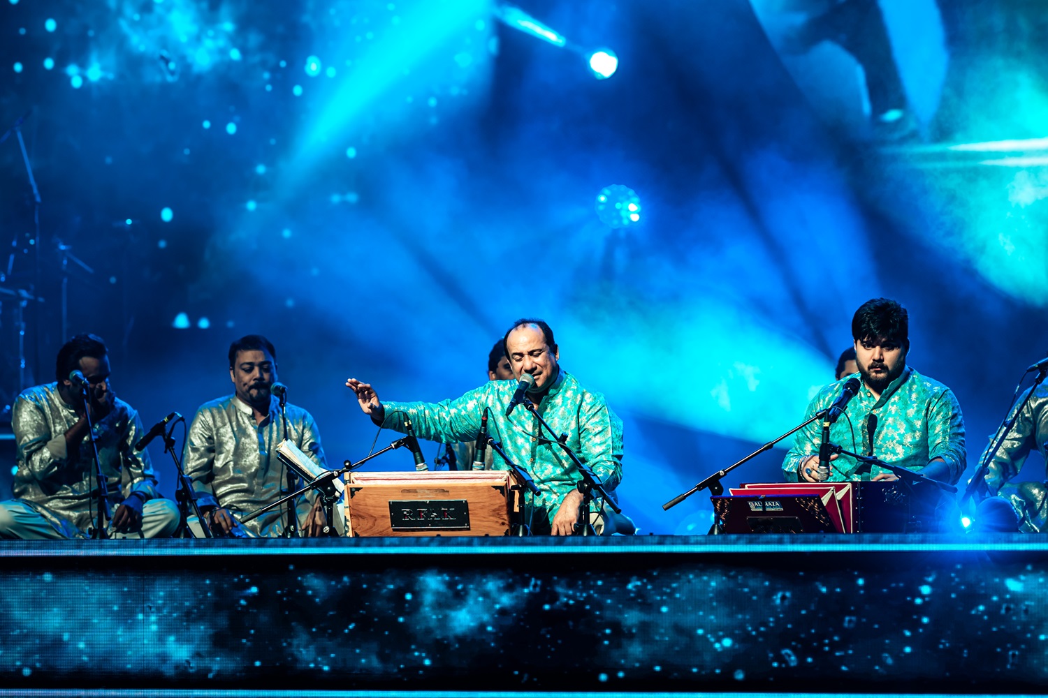 Maestro Musik Qawwali Rahat Fateh Ali Khan dan Putranya Shahzaman Ali Khan Akan Konser di Malaysia