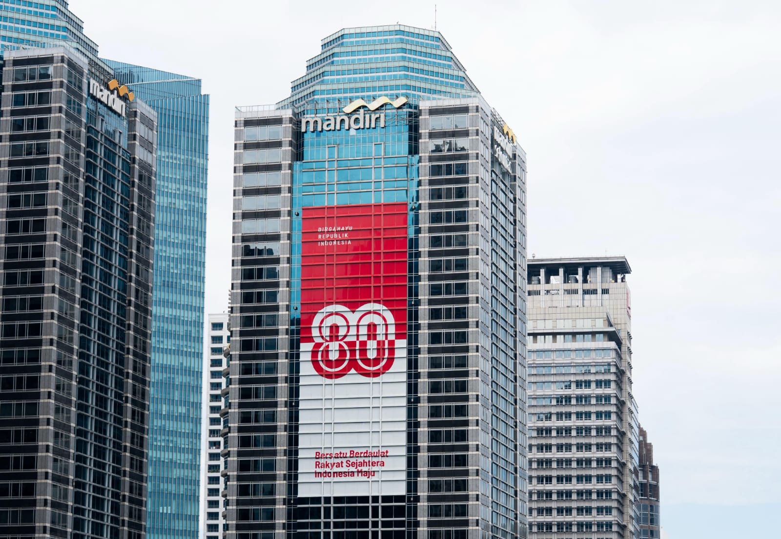 Bank Mandiri Pertahankan Predikat Best Bank in Indonesia Tiga Tahun Berturut-turut dari Euromoney