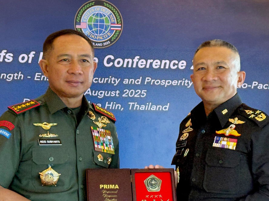 Panglima TNI Intensifkan Diplomasi Militer di Ajang CHODs 2025 Thailand