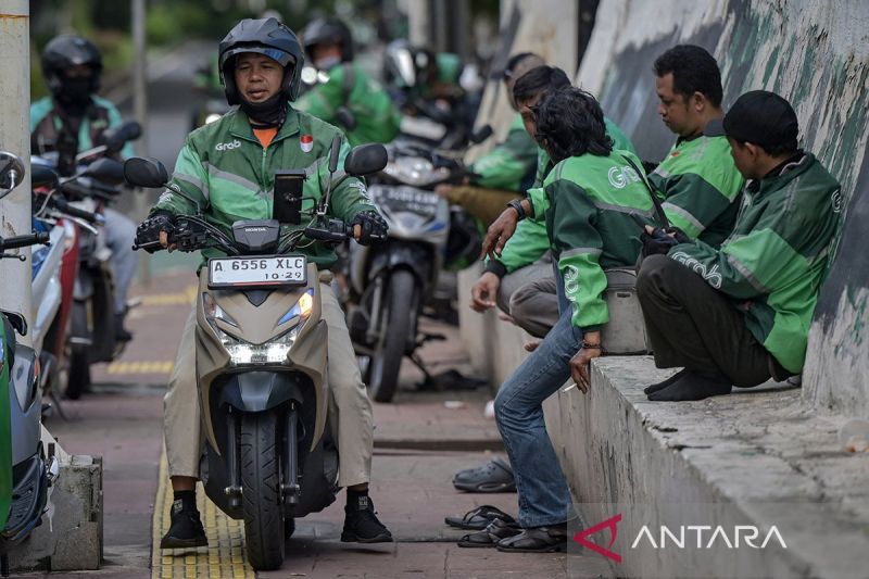 Pengemudi Ojol Tewas Terlindas Rantis, Grab akan Bantu Keluarga Korban 