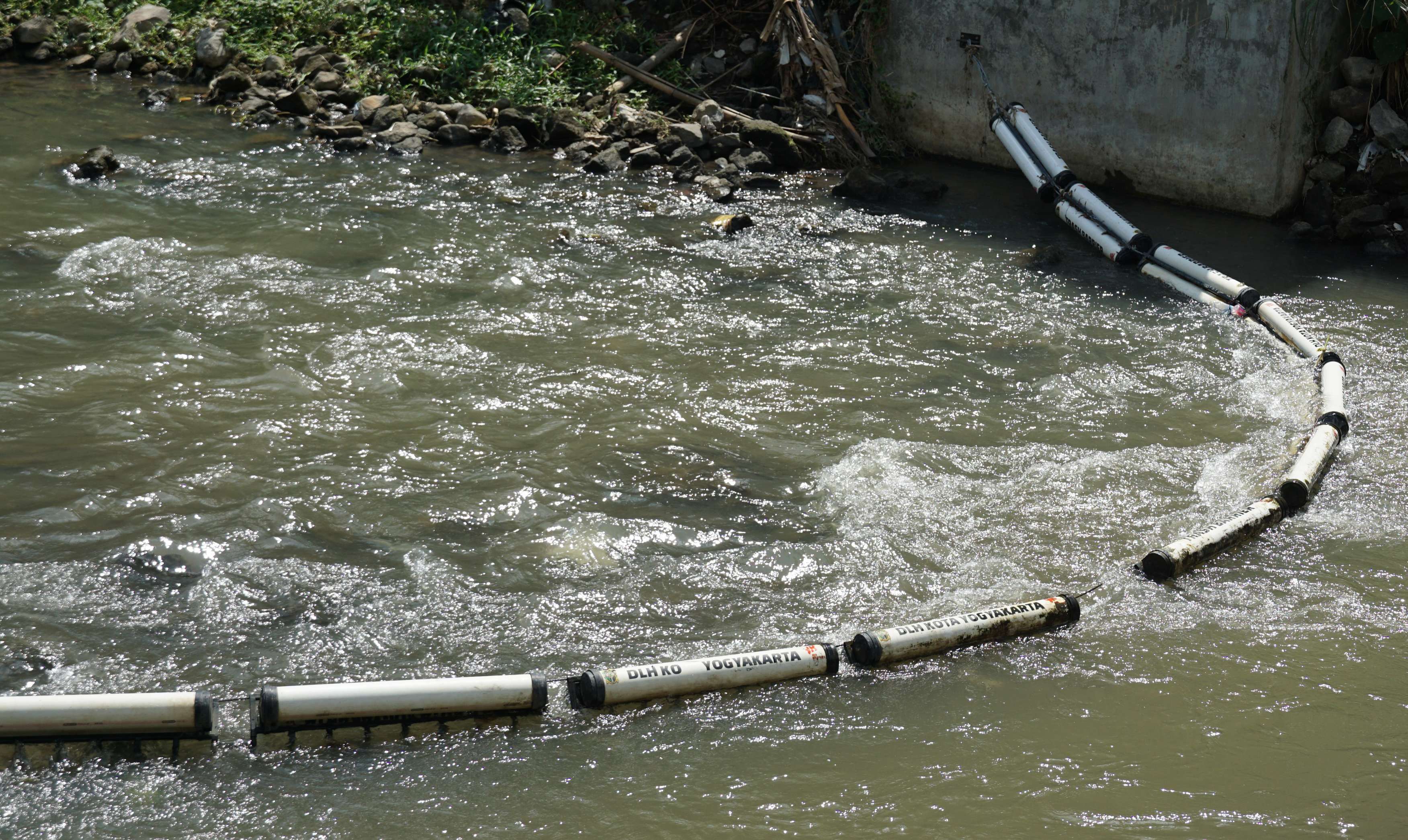 Pemkot Yogyakarta Tambah Alat Penghadang Sampah di Empat Sungai