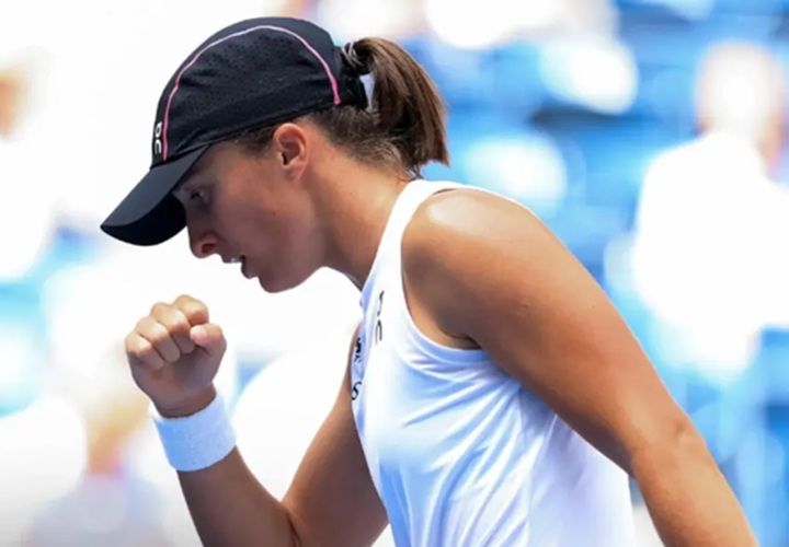 Swiatek Susah Payah Kalahkan Kalinskaya untuk Melaju ke Babak Keempat US Open