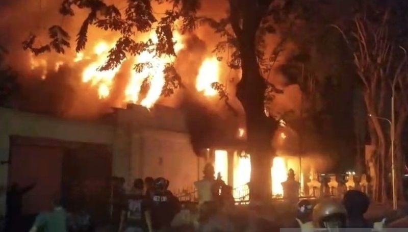 Pemerintah Taksir Total Kerugian akibat Demo Hampir Rp900 Miliar, Tertinggi di Wilayah Jatim