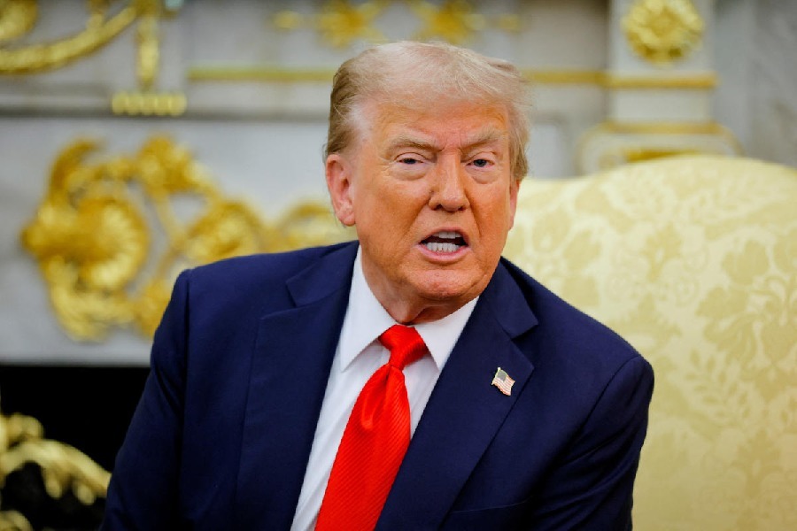 Donald Trump Akan Ganti Nama Pentagon Jadi "Departemen Perang"