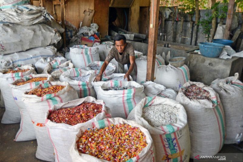 Industri Daur Ulang Plastik, Senjata Ampuh Tekan Limbah dan Pacu Ekonomi Sirkular