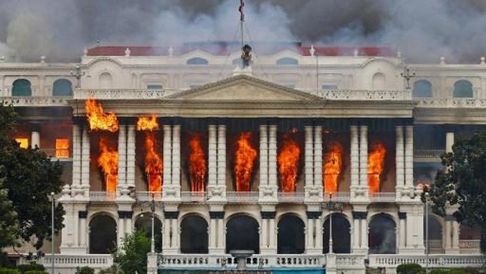 Nepal Memanas! 4 Fakta Larangan Medsos Berujung Demo Berdarah, PM Mundur Hingga Gedung Parlemen Dibakar