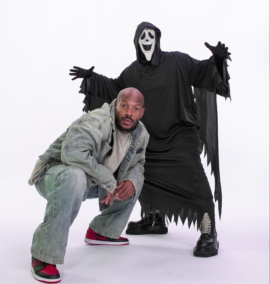 Marlon Wayans Ungkap Film Horor Modern yang Akan Diparodikan dalam Scary Movie 6