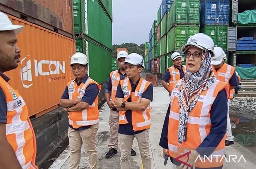 Pelabuhan Kariangau  Perkuat Konektivitas IKN- Kawasan Industri