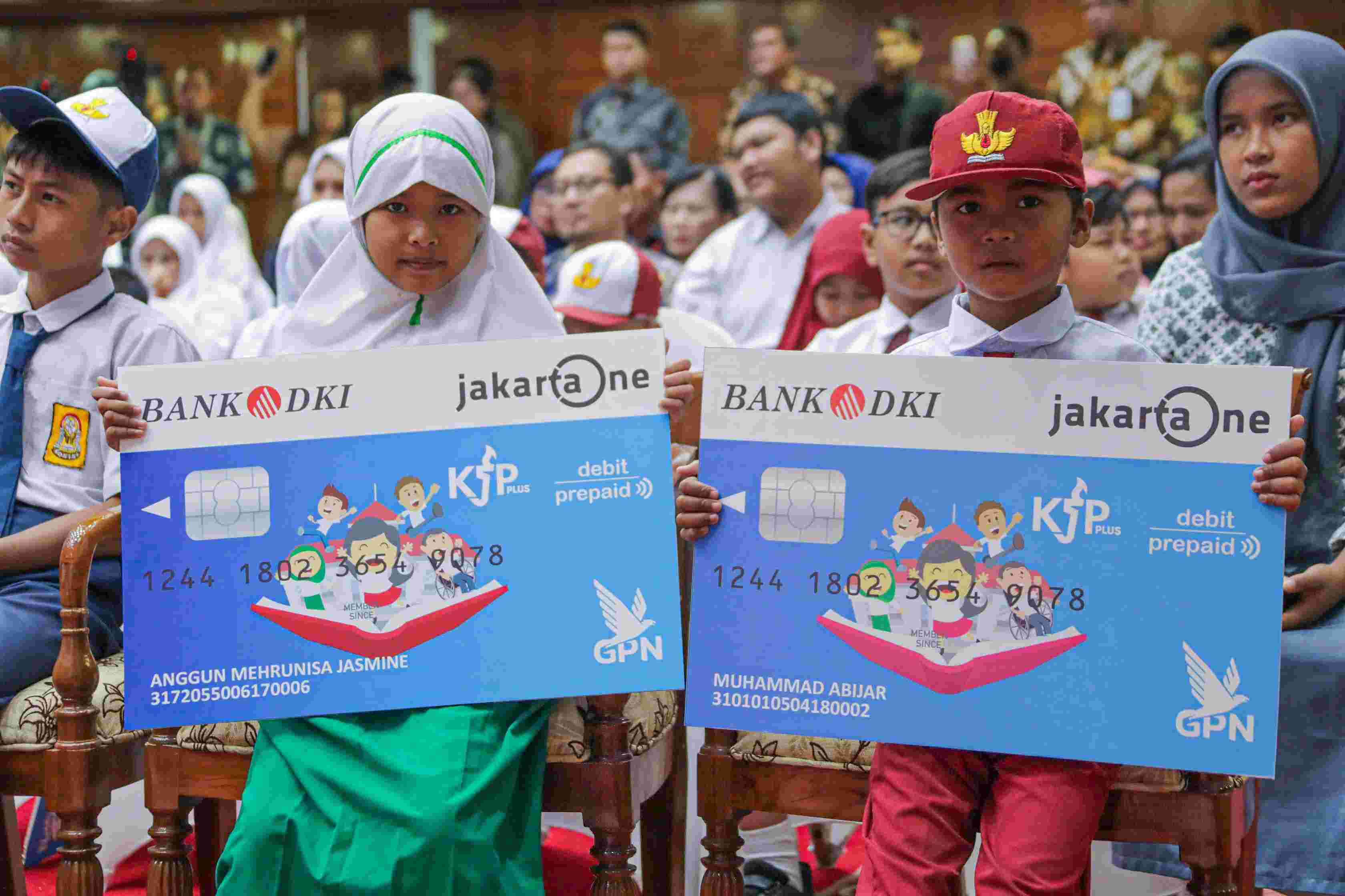 Pemprov DKI Salurkan KJP Plus Tahap II 2025 untuk 707.513 Siswa Sejak 10 September