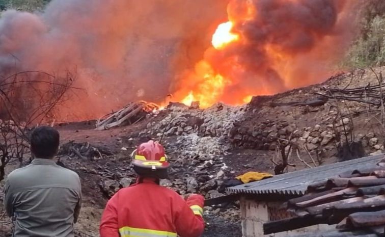 Lima Orang Meninggal, termasuk Balita dalam Kebakaran Sumur Minyak Ilegal di Blora, Jateng