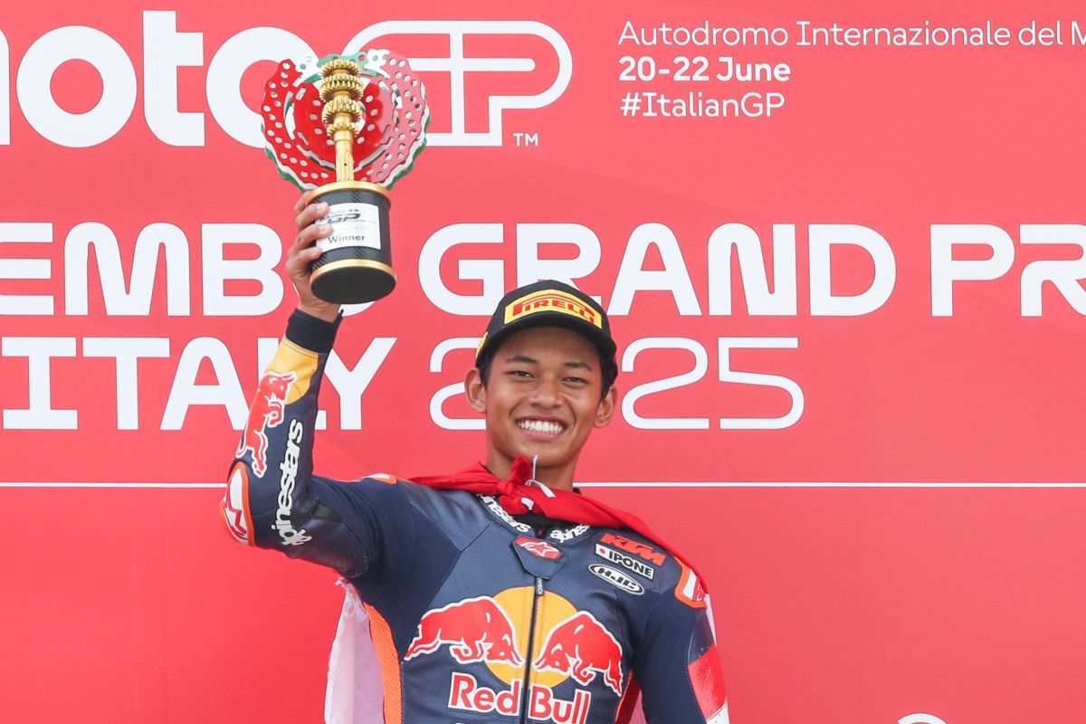 Pebalap Asal Gunungkidul, Veda Pratama, Akhiri Red Bull Rookies Cup 2025 sebagai Runner-up