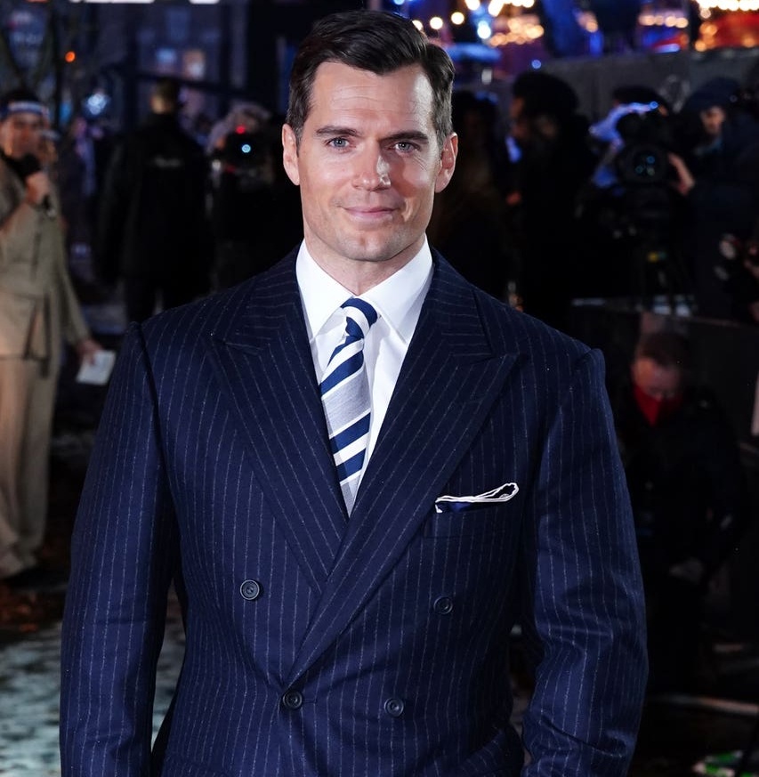 Fans Harap Sabar, Henry Cavill Cedera - Syuting Reboot Highlander Ditunda
