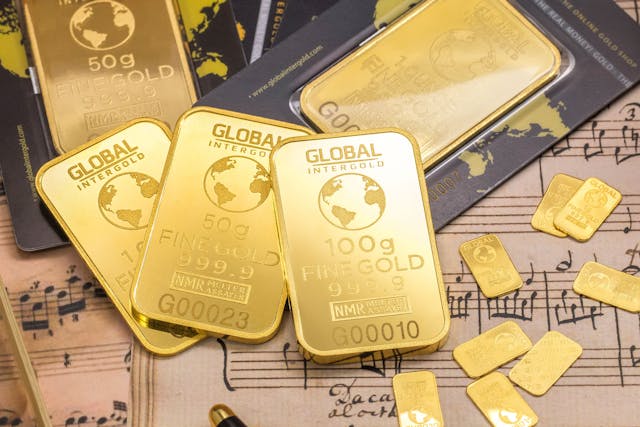 Harga Emas Dunia Makin Menggila! Diprediksi Tembus Semahal Ini di Akhir 2025
