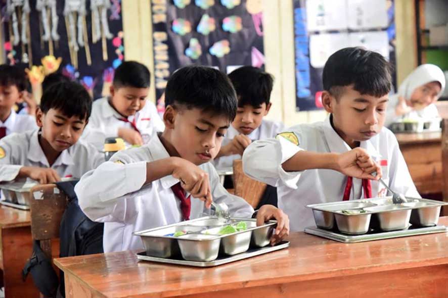 Program MBG Menghapus Kesenjangan Gizi Anak-anak Desa di Lumajang