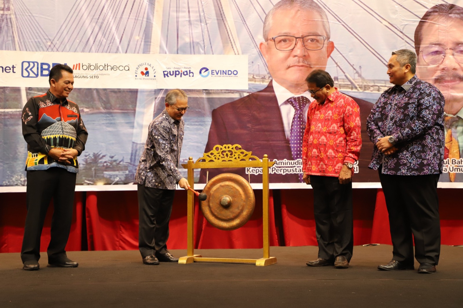 Kongres XVI IPI: Kepala Perpusnas Tegaskan Redifinisi Perpustakaan dan Pustakawan di Era AI