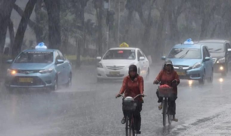 BMKG Sebut Serang, Jakarta, dan Bandung Berawan Tebal, Wilayah Indonesia Timur Hujan