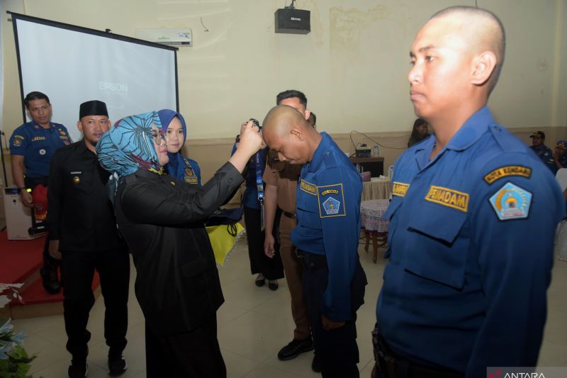 Pemkot Kendari Beri Latihan Keterampilan Penyelamatan Personel Damkar