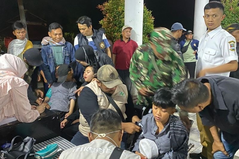 Horor MBG: dari KLB, Desakan Evaluasi, hingga Bocah Lima Tahun Lunglai Keracunan. DPD: Jangan Main-main dengan Anak Bangsa