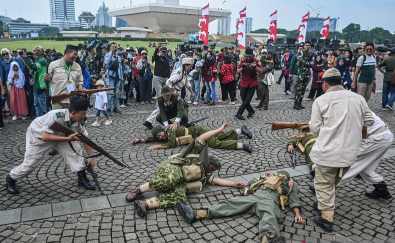 Jelang Puncak Perayaan, Kesiapan HUT TNI di Monas Mencapai 80 Persen, Pastikan Acara Berjalan Sukses