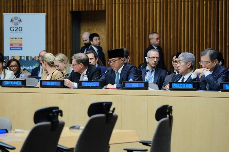 Menlu Indonesia dan Negara Muslim Dukung Upaya Trump Akhiri Perang Gaza