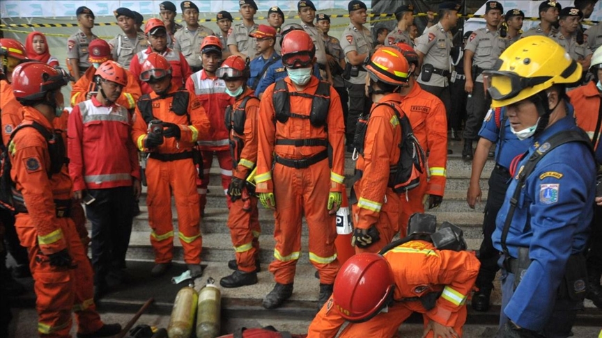 3 Tewas dan 38 Santri Masih dalam Pencarian Akibat Runtuhnya Pondok Pesantren Al Khoziny Di Jawa Timur