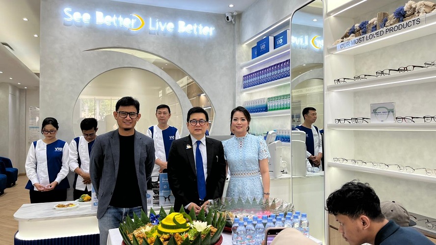 Lebih dari 15.500 Pasien Sudah Merasakan Manfaat Terapi Ortho-K, Bebas Mata Minus Seharian Tanpa Operasi 