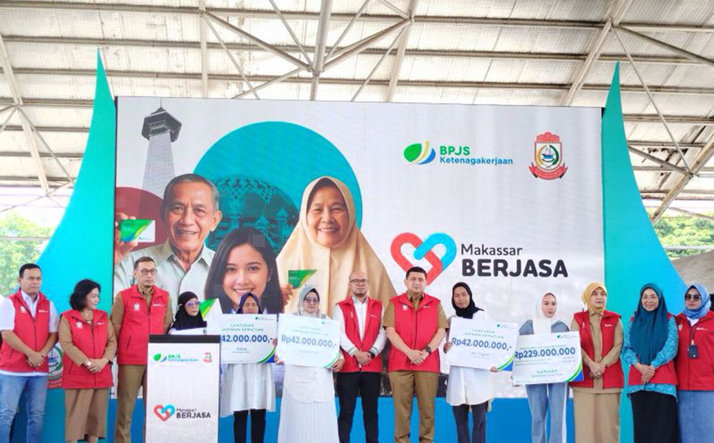 Pemkot Makassar Luncurkan Makassar Berjasa Lindungi Pekerja Rentan
